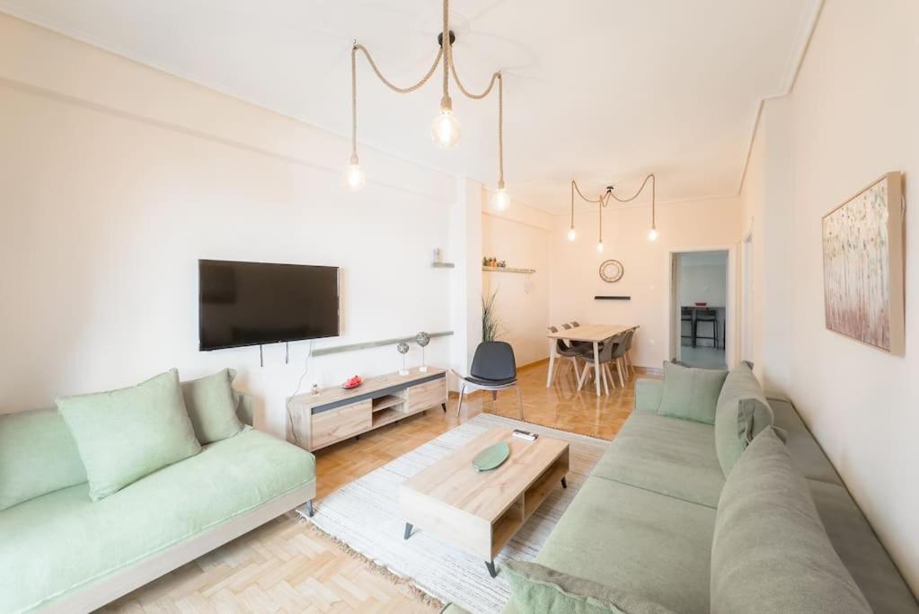 Spacious Urban Apt In The Heart Of Atenas Exterior foto